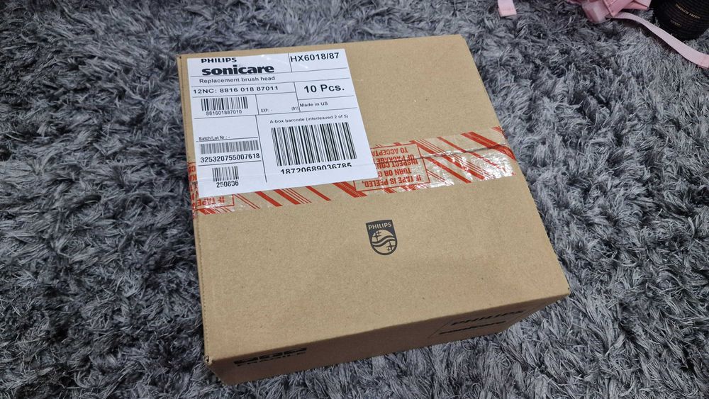 Philips Sonicare capete schimb periuta dinti 8 buc HX6018/87
