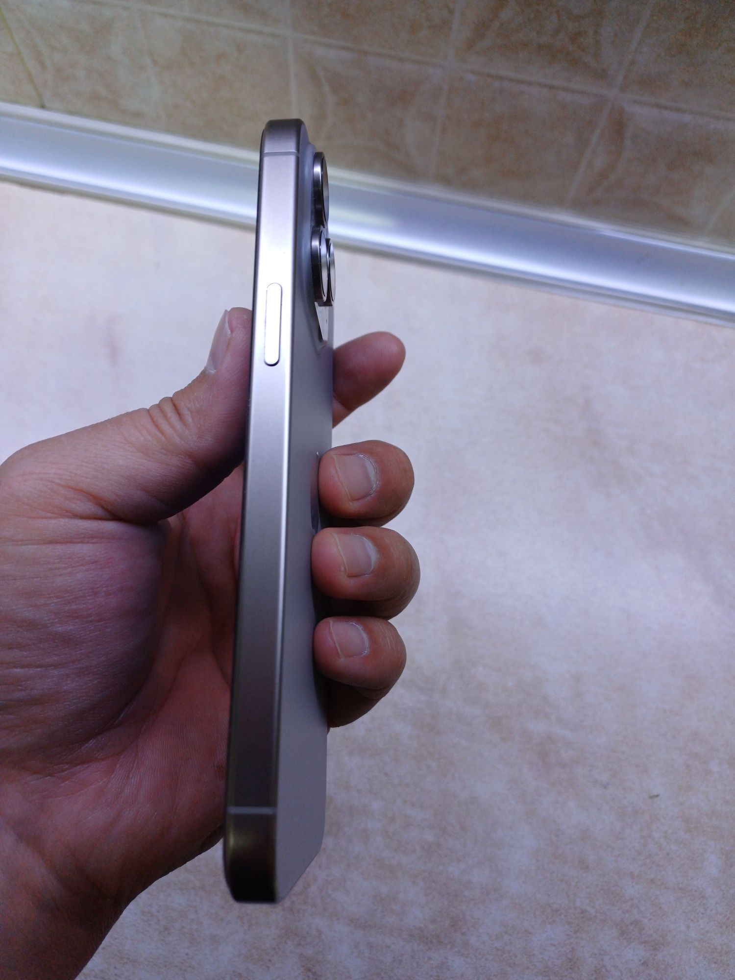 Iphone 15pro max 512gb ideal