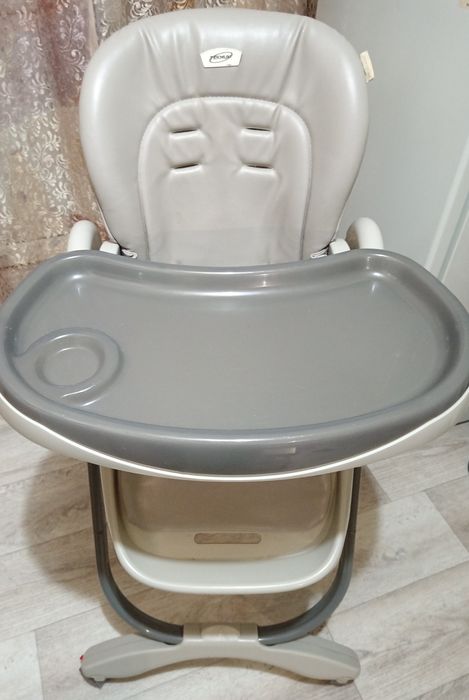 Столик для кормления