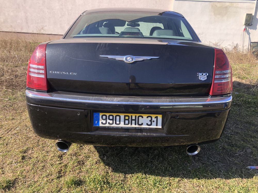 Chrysler 5.7 hemi C300