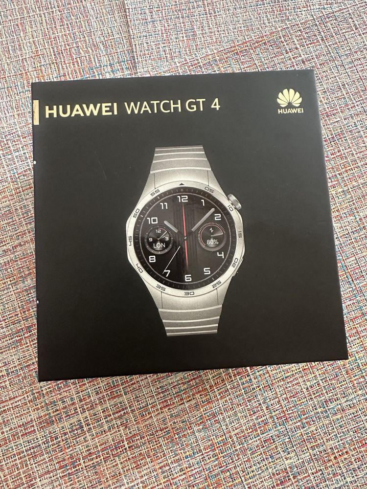 Часовник Huawei GT4