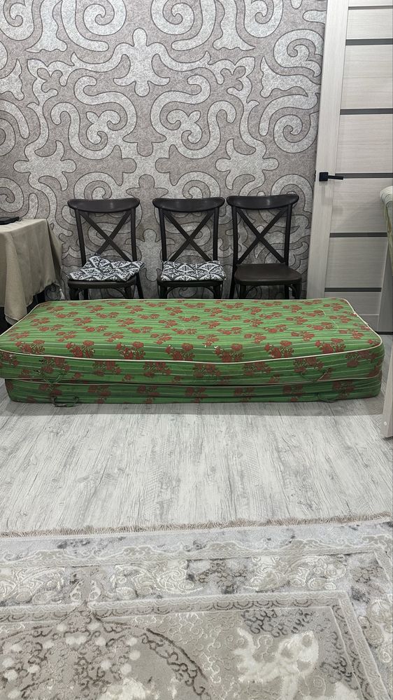 Продам 2 матраса 80*190