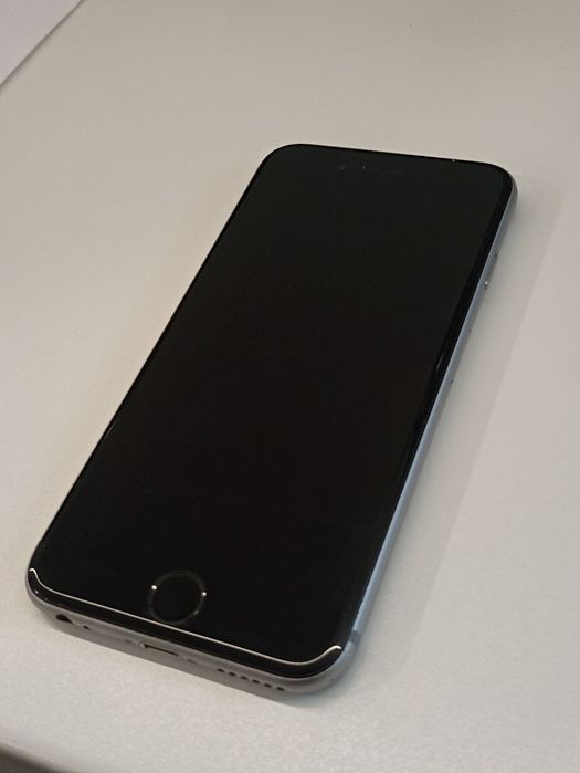 Продавам iPhone 6s