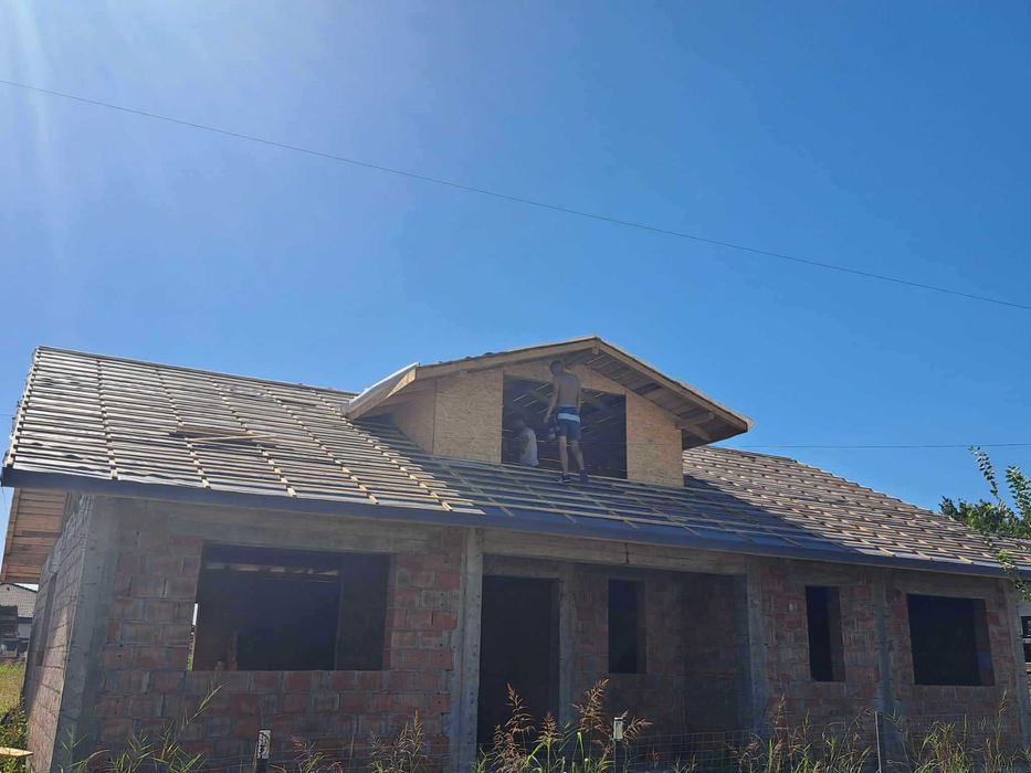 Protejează-ți Casa cu un Acoperiș Făcut ca la Carte