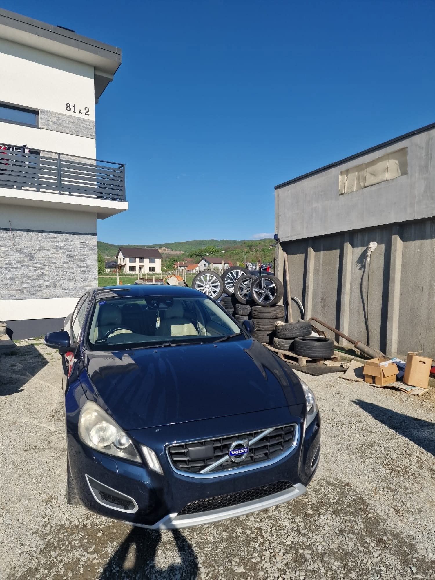 Chit R design Volvo S 60; Bară față-Bara spate