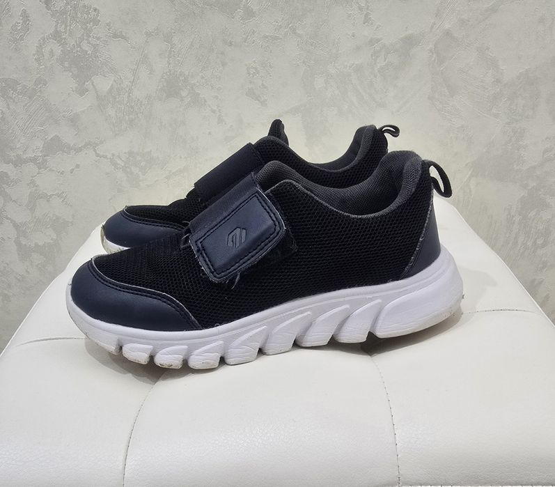 Кроссовки,кеды 32р