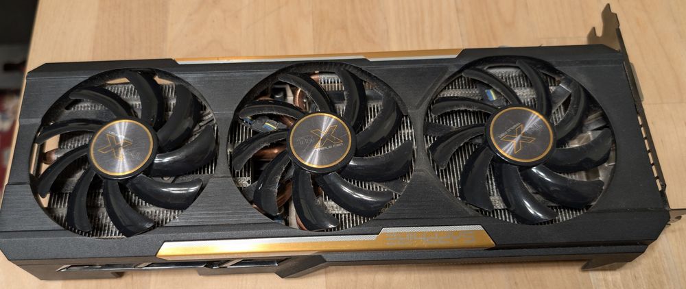 GPU Sapphire R9 390x Nitro
