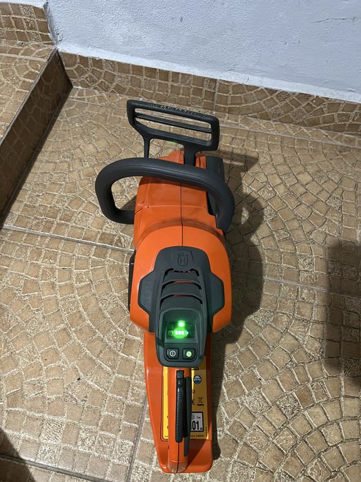 Vand drujba huqvarna noua ne folosita