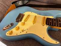 Chitara Electrica Stratocaster Davis cu upgradeuri