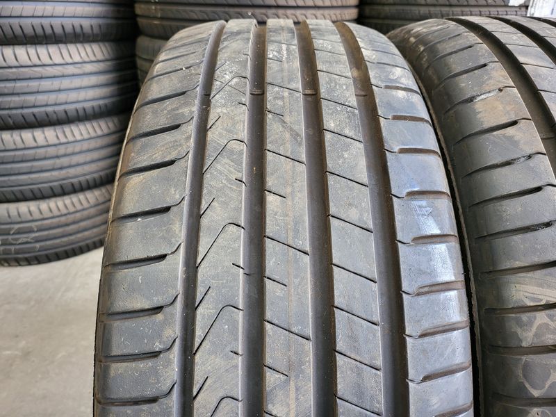 235/60/18 PIRELLI 2бр