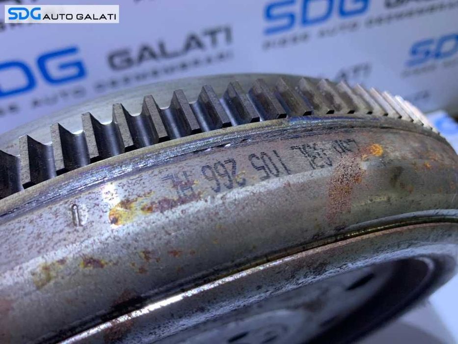 Ambreiaj Volanta Masa Dubla Cutie Automata VW Scirocco 2.0 TDI CBBB CFGB CFGC CUWA 2009 - 2018 Cod 03L105266AL