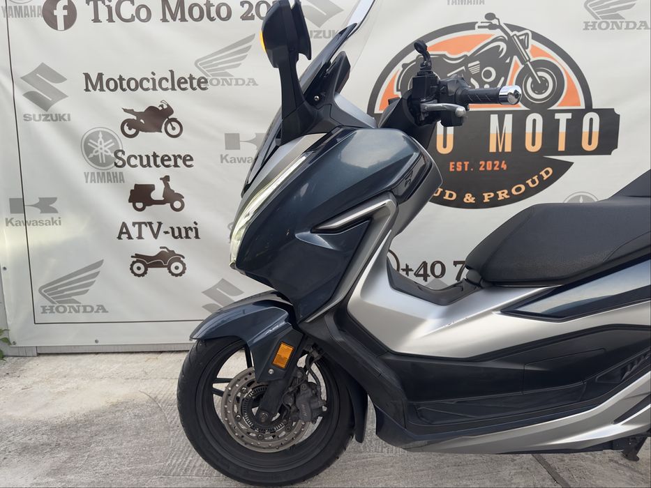 Honda Forza 300 2019