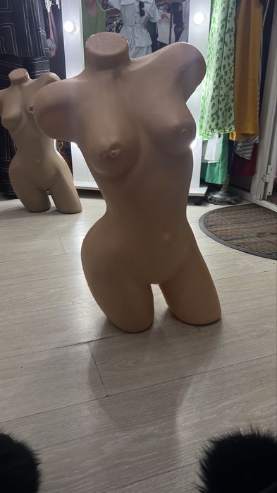 Женский манекенн