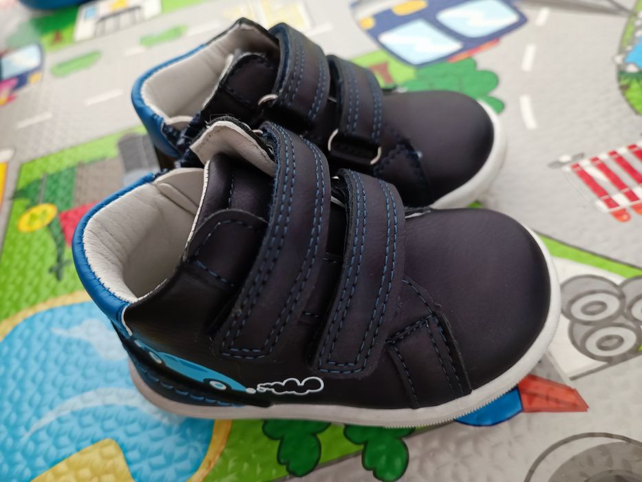 Ghete pentru copii Apawwa, Bleumarin