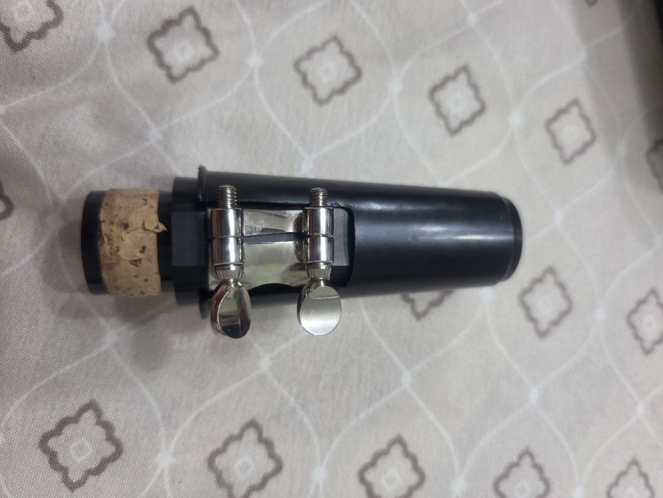 Clarinet prețul este negociabil