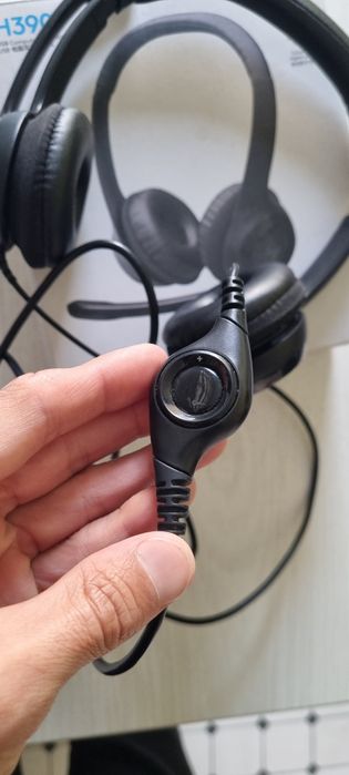 Наушник logitech