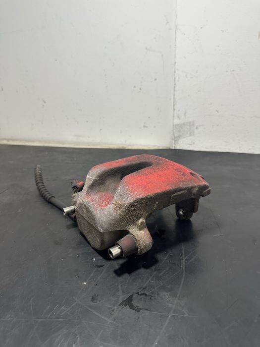 Etrier frana dreapta Fata BMW X5 E70 4.0 diesel 3.0 diesel 306cp