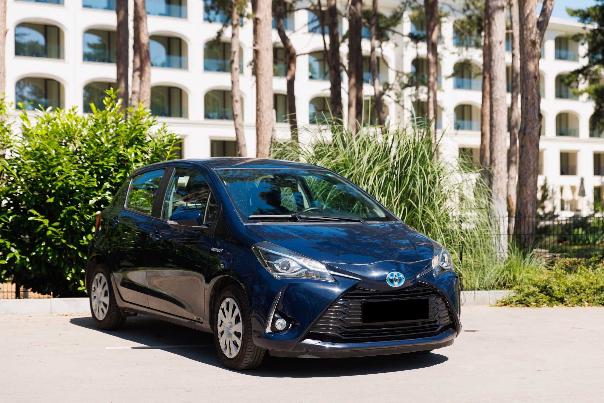 Toyota Yaris Hybrid | Rent A Car