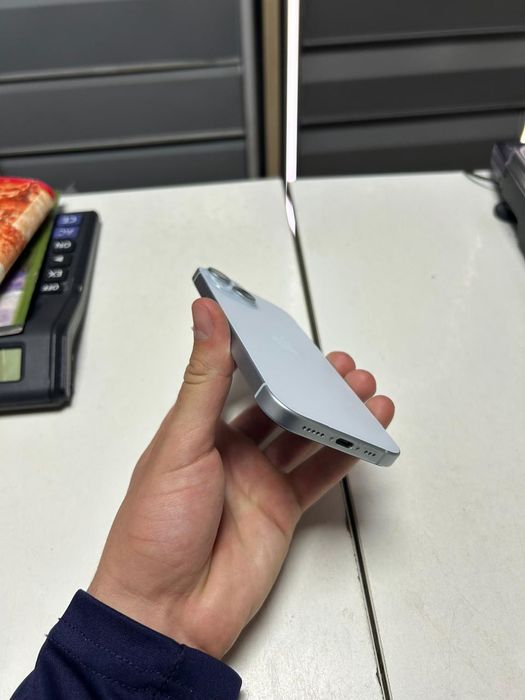 Apple iPhone 15 белый