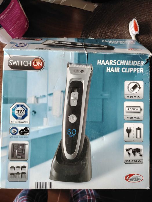 Aparat de tuns parul Switch On , NOU