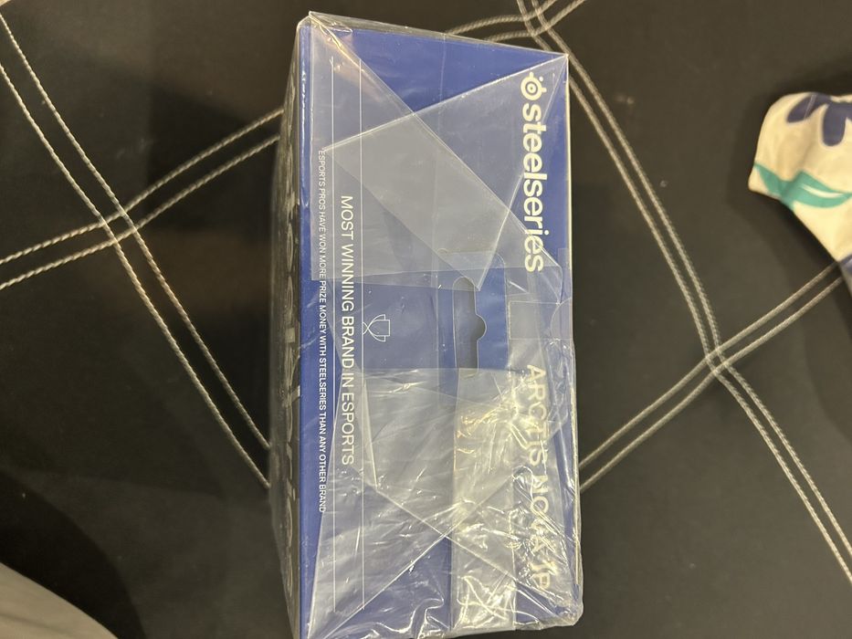 Vand Casti steelseries arctis nova 1p sigilat