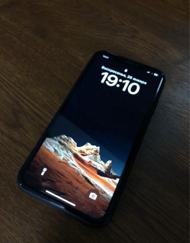 срочно продаю Айфон 11 64GB! Black
