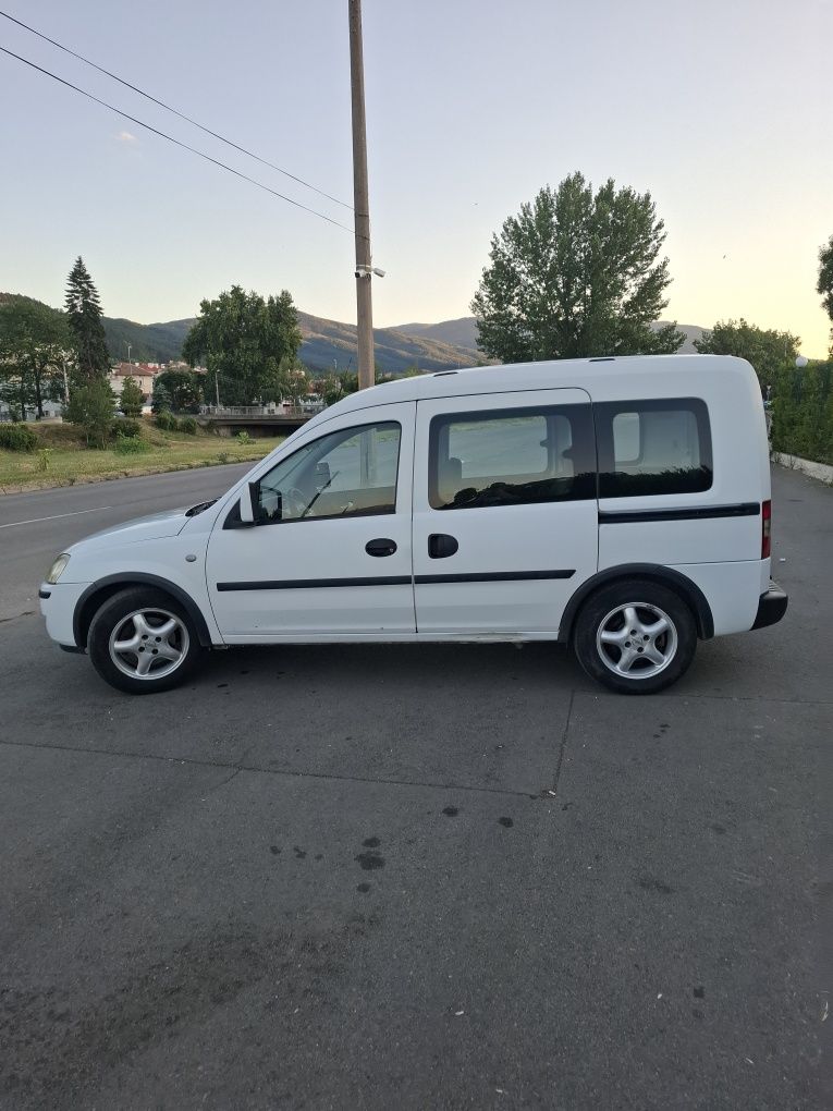 Opel combo 1.6 CNG