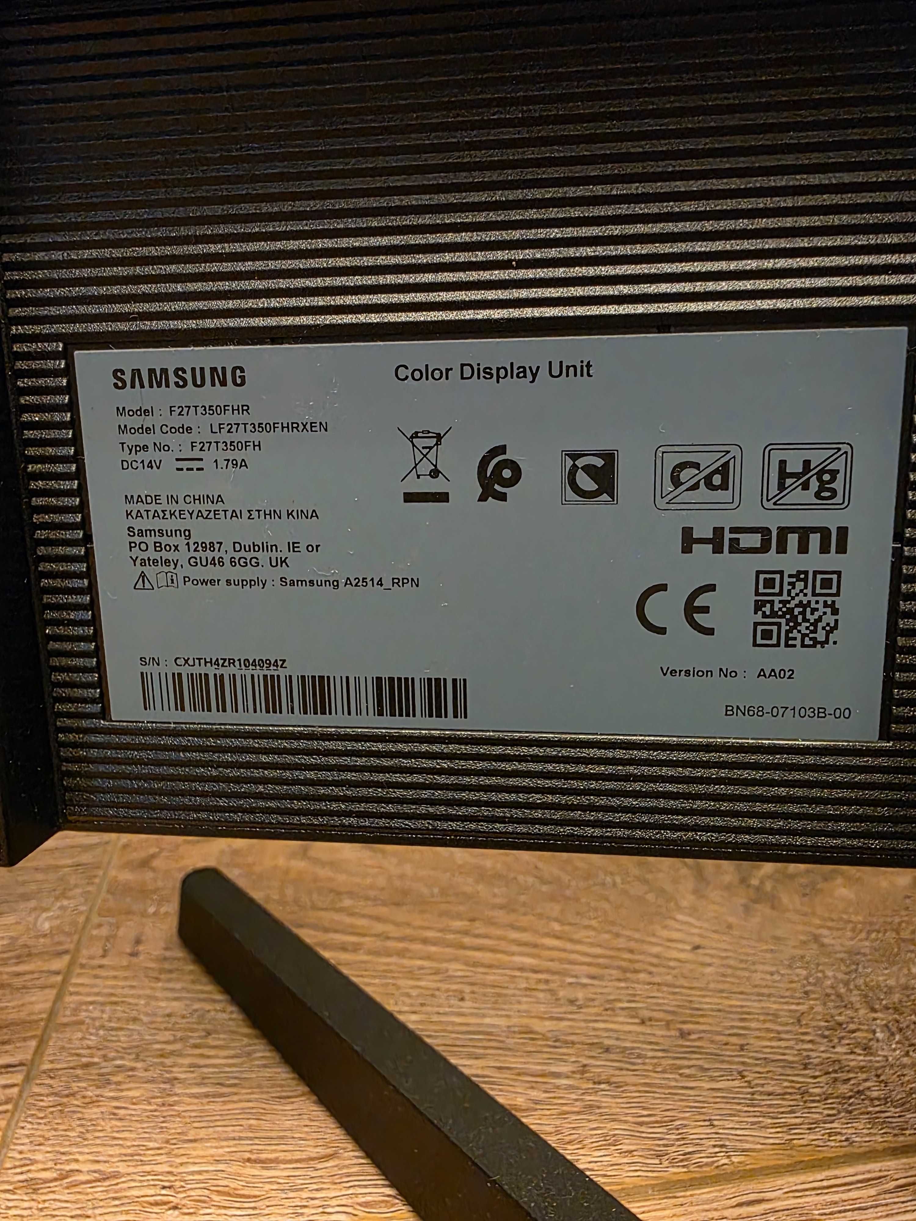 Монитор Samsung 27