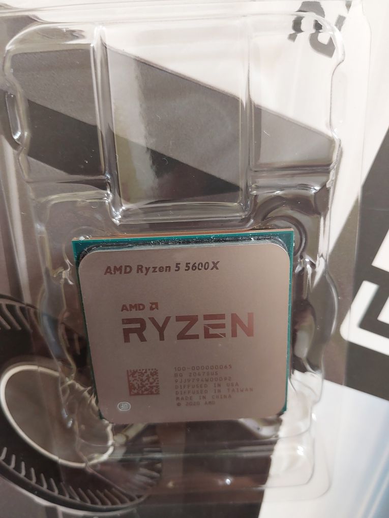 Процесор Ryzen 5 5600X , 6-ядрен, 12-треда , АМ4 , zen3