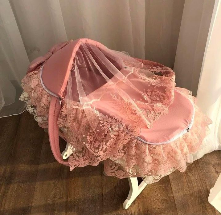 Продам новую люльку-переноску на выписку и для дома за 5000 тг