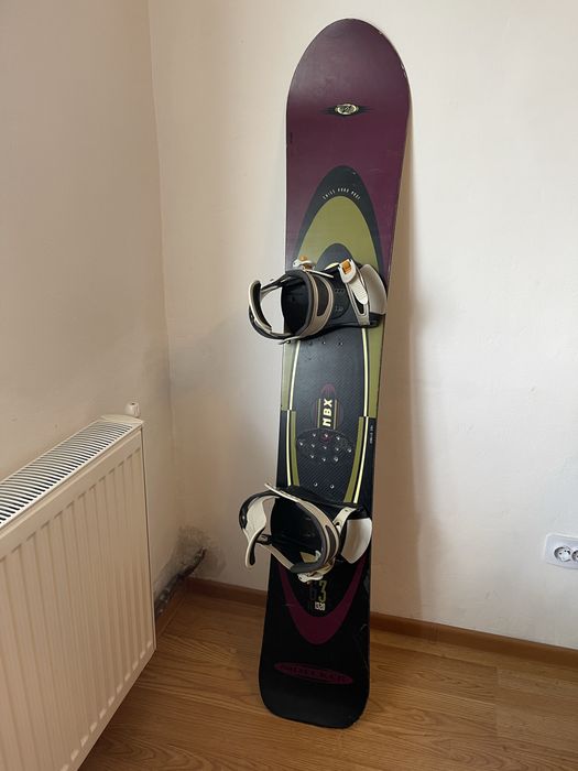 Placa snowboard Nidecker NBX 163 cu legaturi