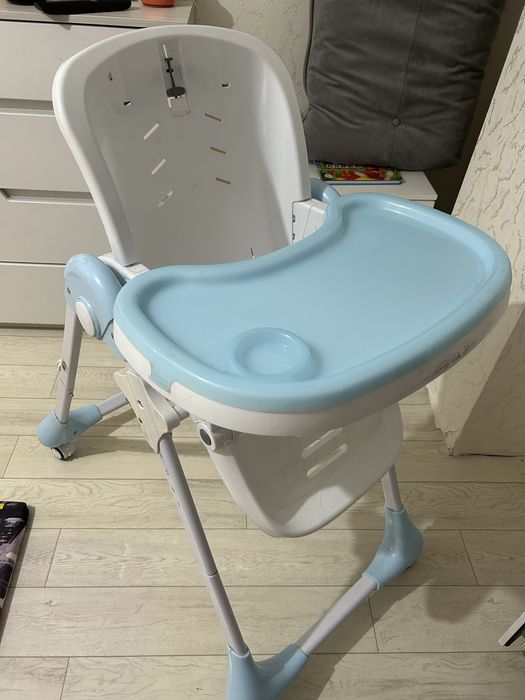 Стул детский продам