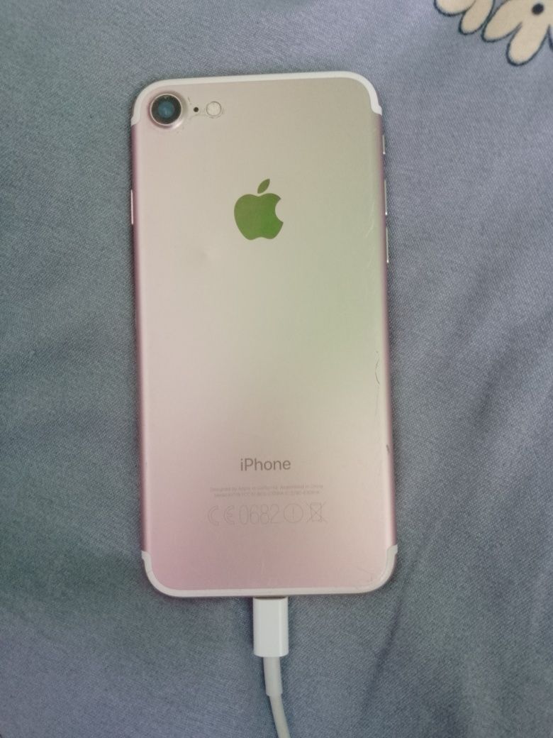 iPhone 7 , рабочий