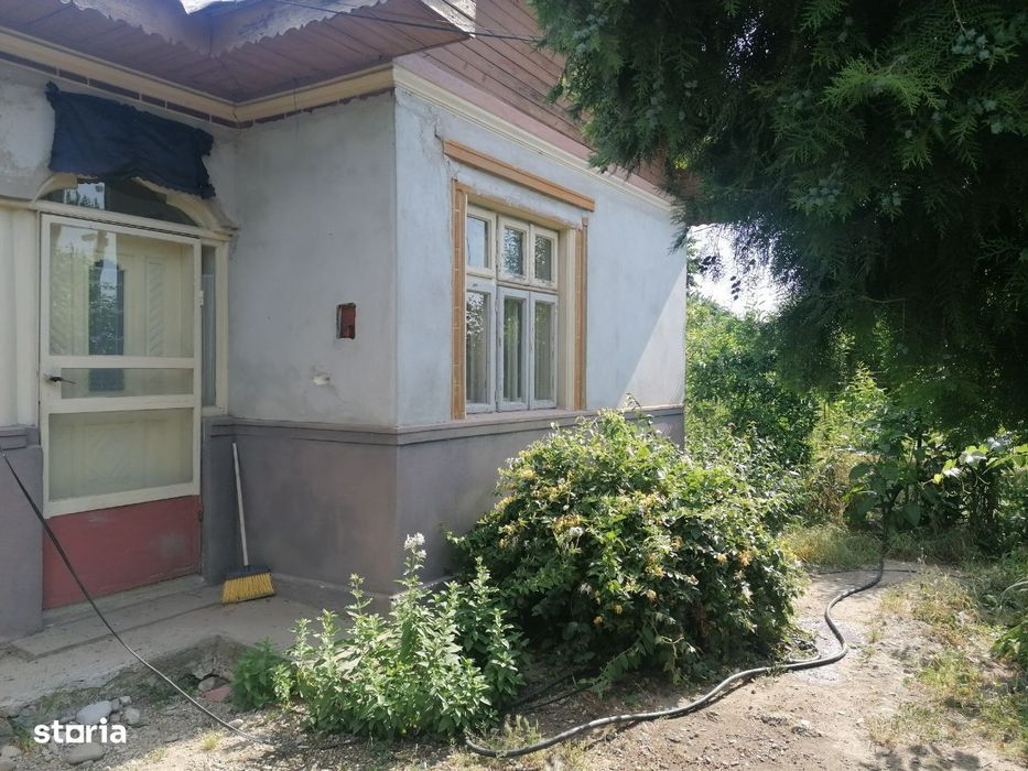 Vand casa batraneasca cu teren 2200 mp, Tantava, aproape de București
