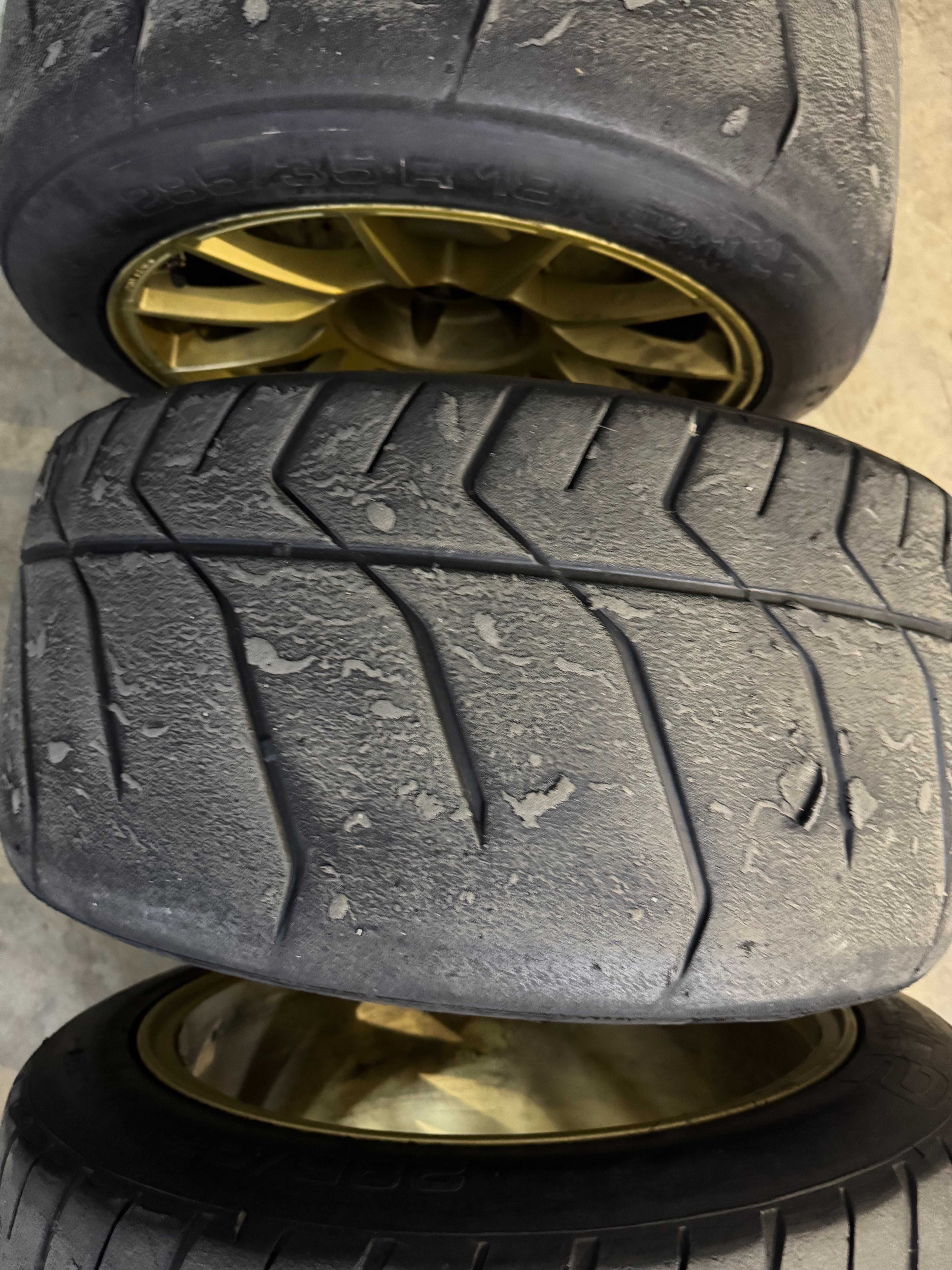 Protrack One - 5x120, R18, 10,5J, ET27 с гуми ExtremeTypres VR2 285/35
