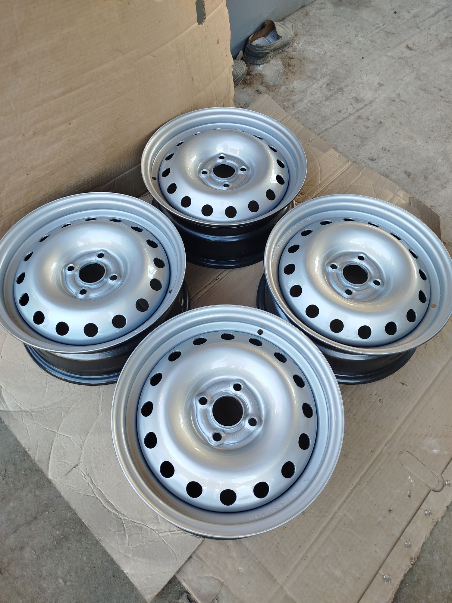 Gentra Lacetti Nexia rusumdagi moshinalarga R15 Stalnoy diska