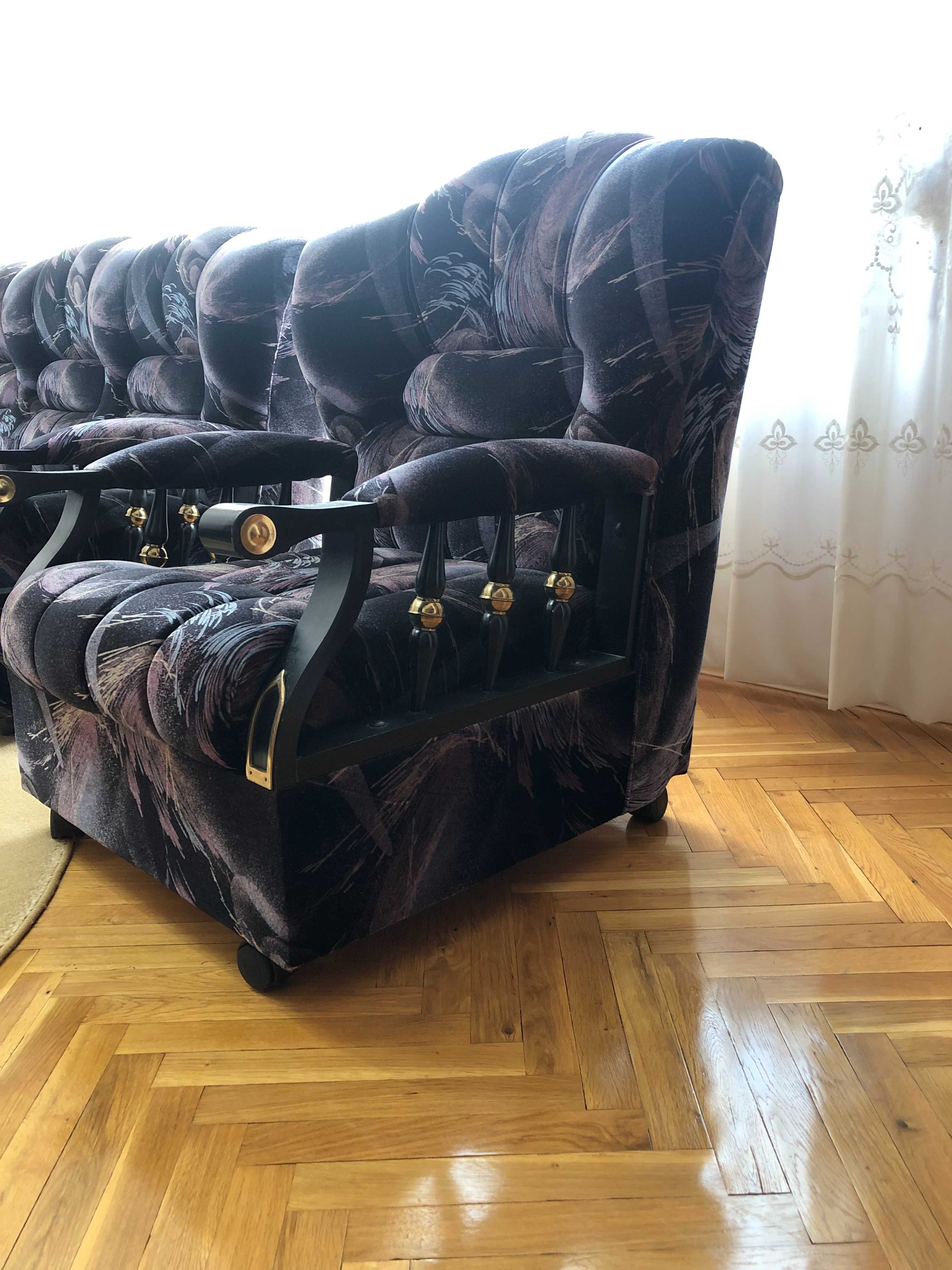 Холно обзавеждане