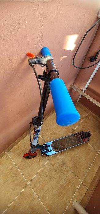 2Бр. Детска сгъваема тротинетка OXELO.