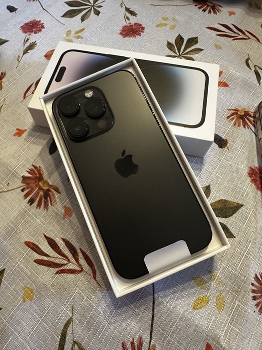 Продавам Iphone 14 PRO 128GB, много запазен
