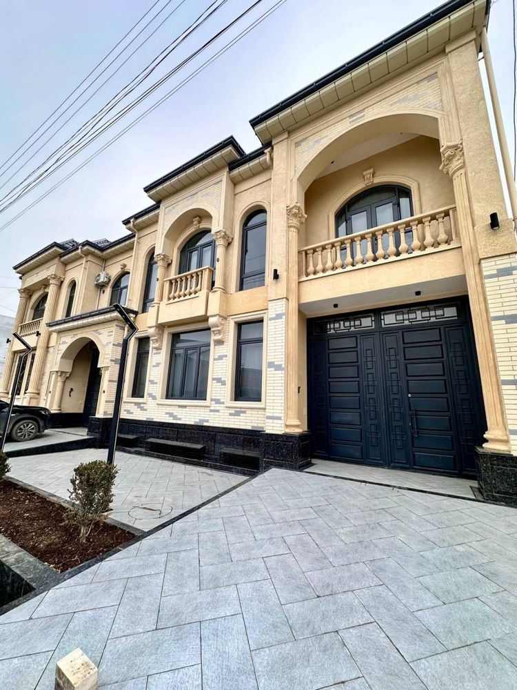 Продается дом с 7 комнатами площадью 2,5 соток в Согдиане