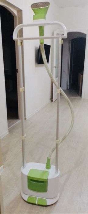 Утюг паровой.