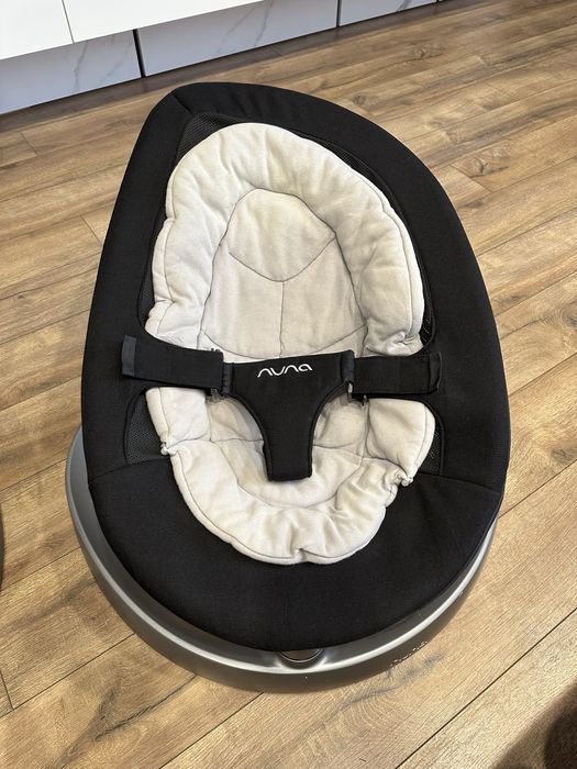 Шезлонг nuna, в хорошем состоянии