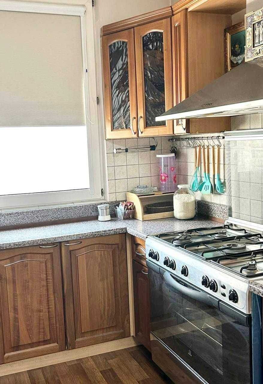 Продается 4 комнатная квартира 180  м.кв на ул.Айбека