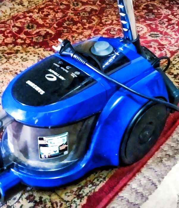 Продам Пылесос Samsung