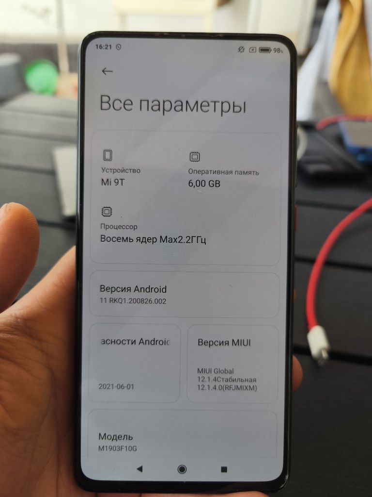 Xiaomi mi9t 6/128, новый аккумулятор