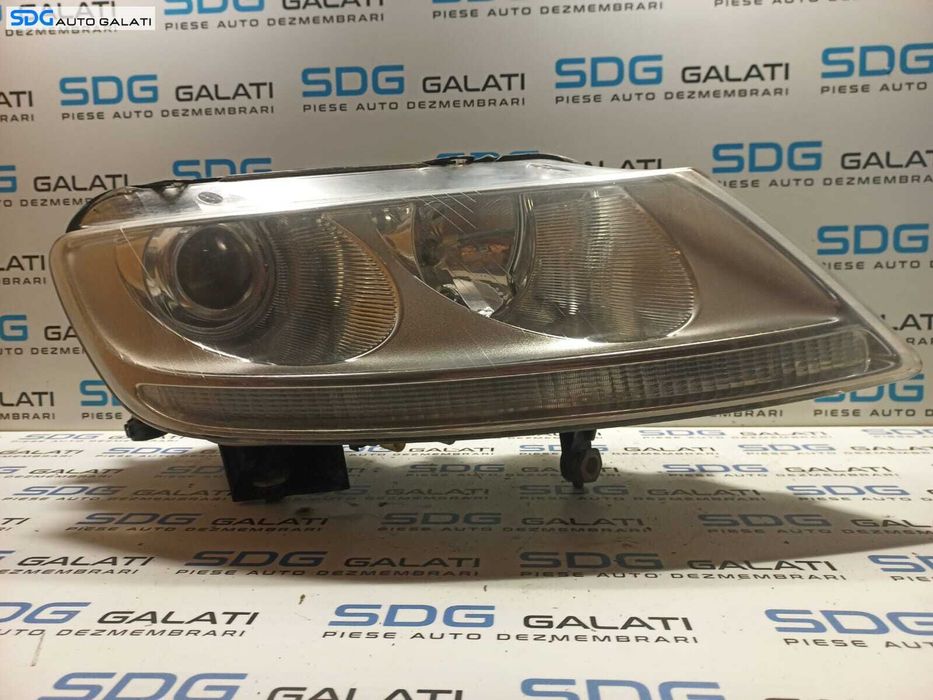 Far Dreapta Xenon cu Lupa Volkswagen Phaeton 2002 - 2010 [L0913]