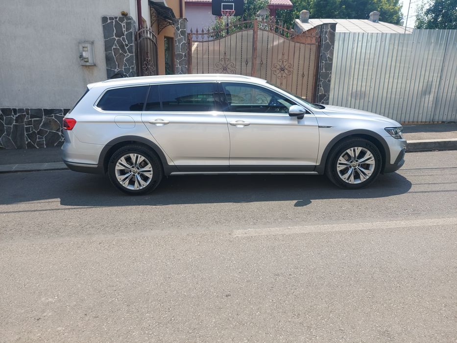 Volkswagen Passat Alltrack 4x4 2021 2.0 tdi 190 cp. Numere rosii