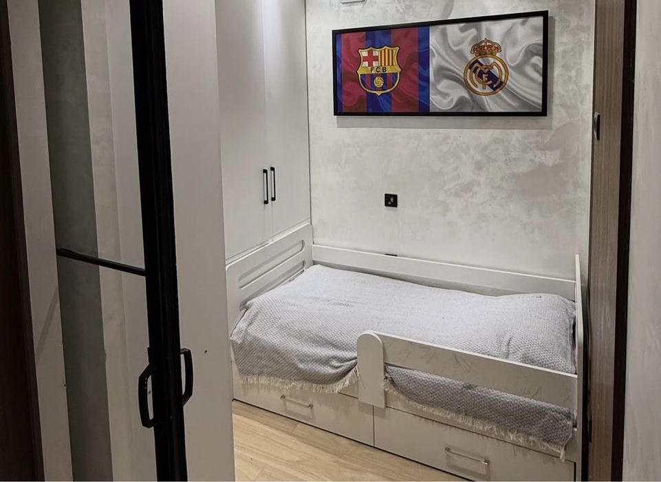 ( К62 ) СРОЧНО Продается 3в4 комн квартира 6 квартал / ТЦ Парус