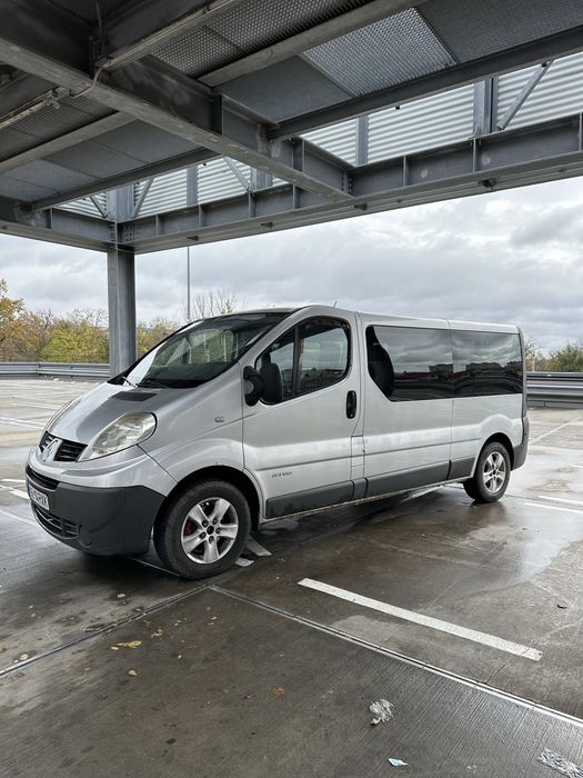 Reanult Trafic 8+1