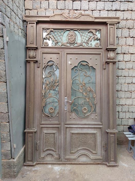 Дарвоза сотилади срочний